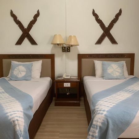 Maeyom Palace Hotel Пхре Екстер'єр фото
