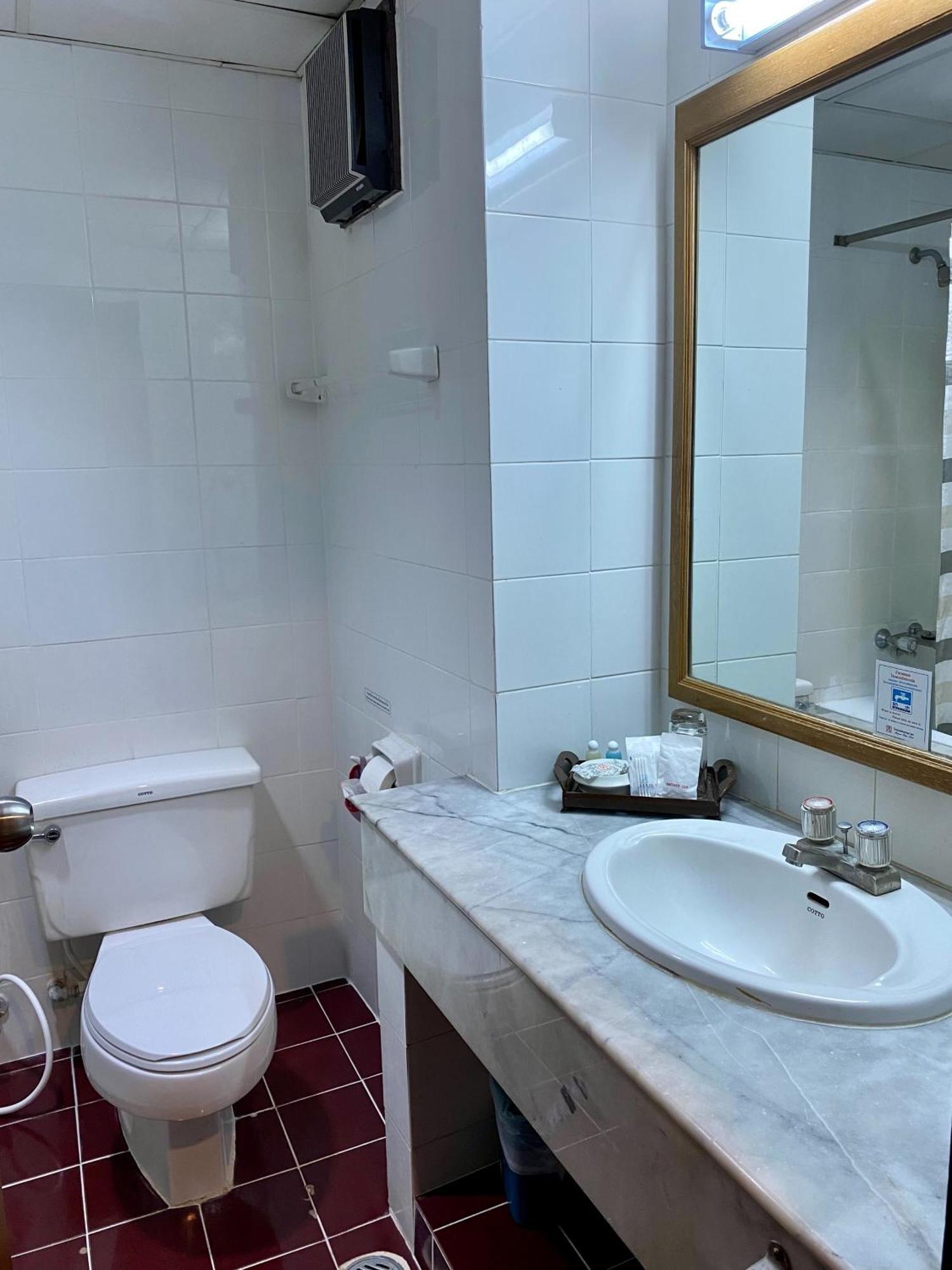 Maeyom Palace Hotel Пхре Екстер'єр фото