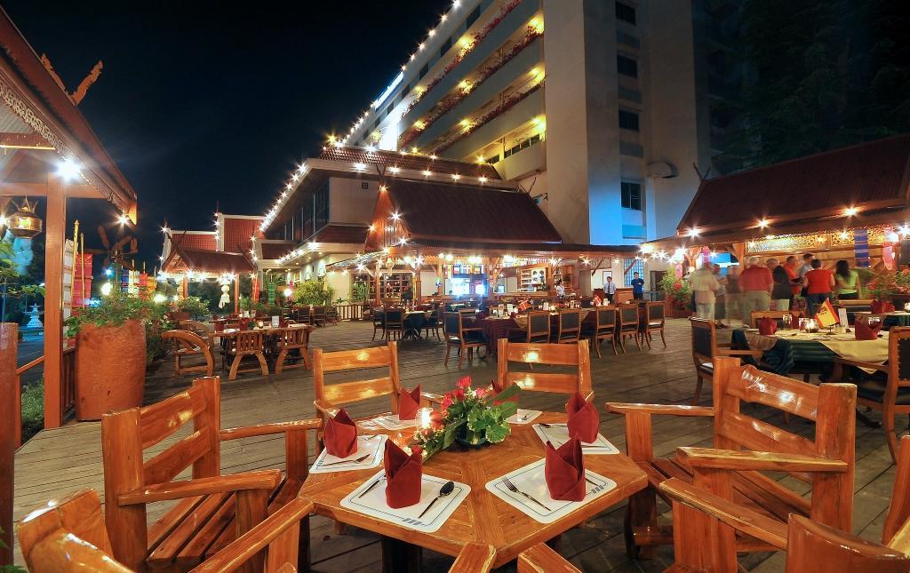 Maeyom Palace Hotel Пхре Екстер'єр фото