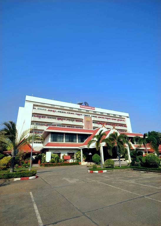 Maeyom Palace Hotel Пхре Екстер'єр фото